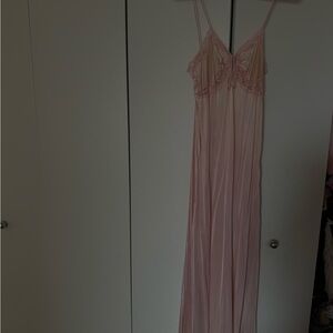 Vintage 1960’s Elegant Pink Slip Dress/Nightgown